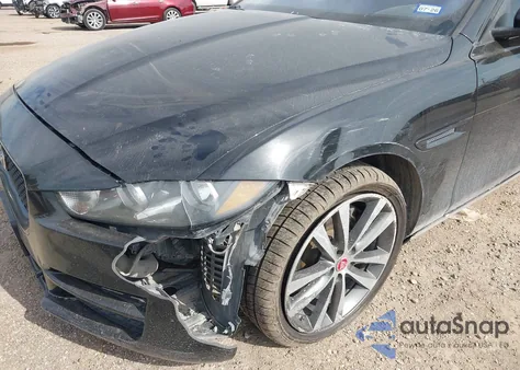 2017 Jaguar Xe 25T Prestige из США, поврежденный, VIN SAJAE4BG8HA964926